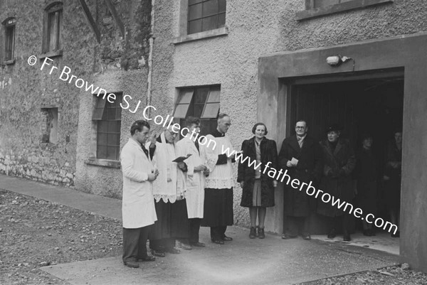 MOUNTMELLICK PRODUCTS LTD:V.REV FR.BURBAGE P.P.V.F.& AT DDOR MR.F.RYAN (CHAIRMAN) MRS TEELING MRS RYAN: GROUP OF GUESTS